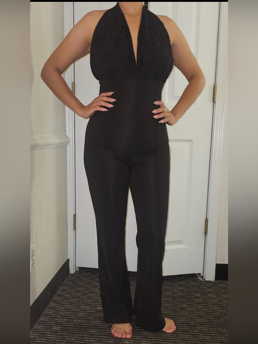 Richcoco Jumpsuit Halter Sz Small Black halter
